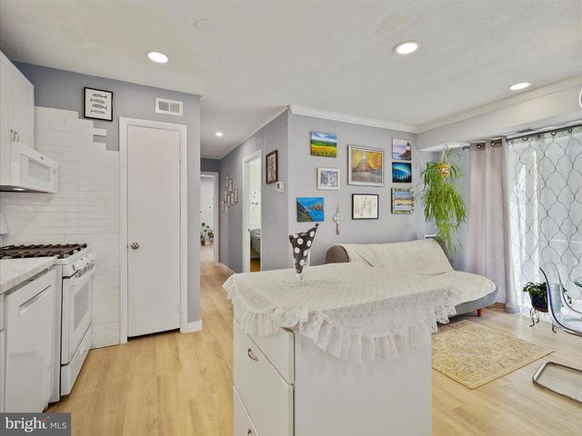 12204 BRAXFIELD CT #233, Rockville, MD 20852