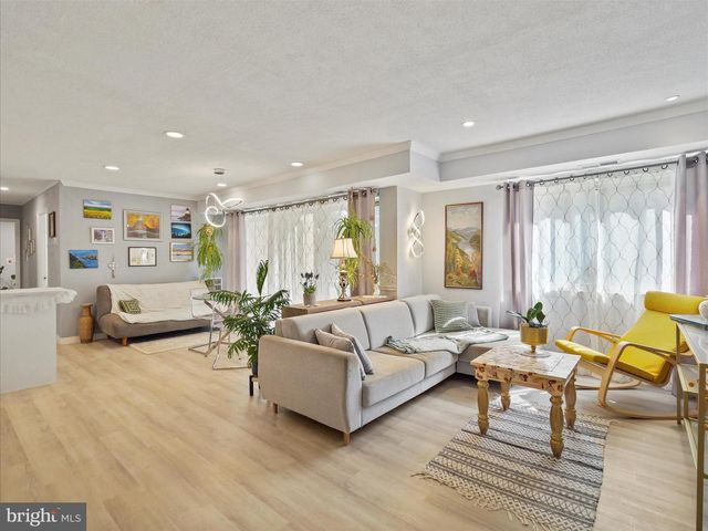 12204 BRAXFIELD CT #233, Rockville, MD 20852