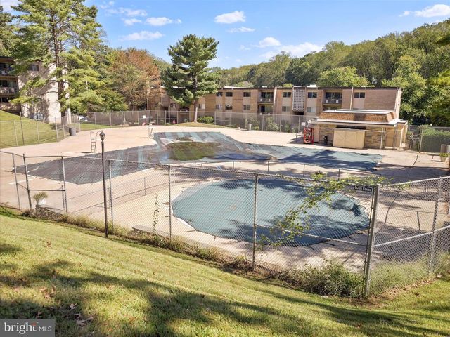 12204 BRAXFIELD CT #233, Rockville, MD 20852