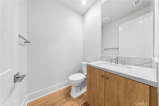 233 Pinnacle, Irvine, CA 92602