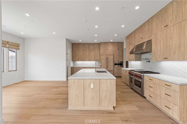 233 Pinnacle, Irvine, CA 92602