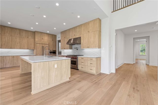 233 Pinnacle, Irvine, CA 92602