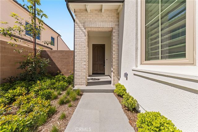 233 Pinnacle, Irvine, CA 92602