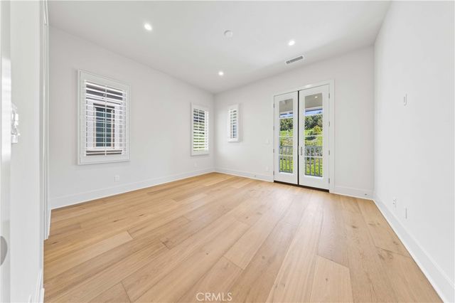 233 Pinnacle, Irvine, CA 92602