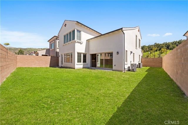 233 Pinnacle, Irvine, CA 92602