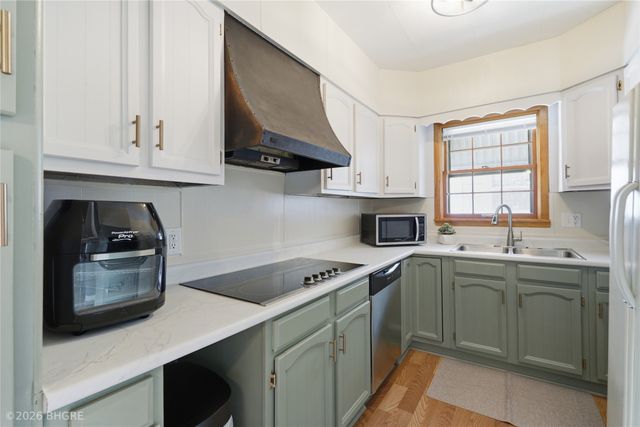 3812 Kingman Boulevard, Des Moines, IA 50311
