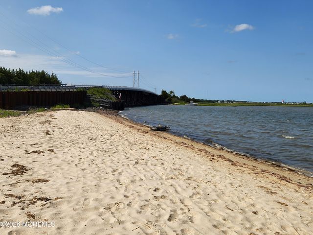 126 E Holly Lane 303, Little Egg Harbor, NJ 08087