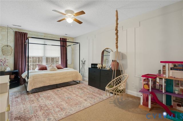 4612 Tooley Dr, Chester, VA 23831