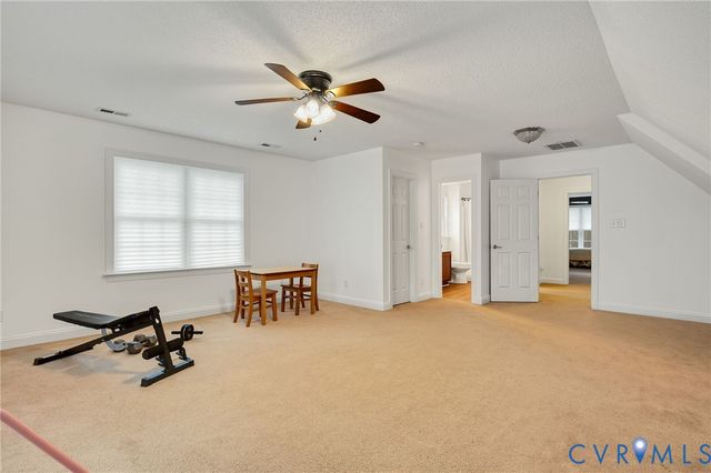 4612 Tooley Dr, Chester, VA 23831