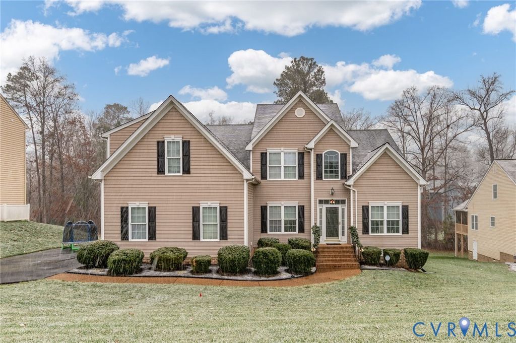4612 Tooley Dr, Chester, VA 23831