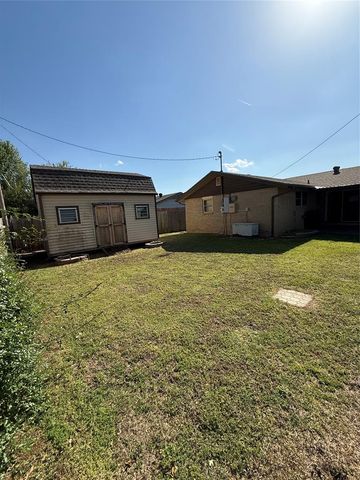 1444 N Bradley Avenue, Oklahoma City, OK 73127