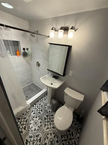 1444 N Bradley Avenue, Oklahoma City, OK 73127