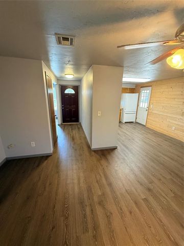 1444 N Bradley Avenue, Oklahoma City, OK 73127