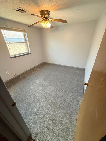 1444 N Bradley Avenue, Oklahoma City, OK 73127