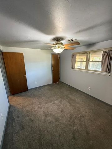 1444 N Bradley Avenue, Oklahoma City, OK 73127