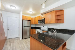 3239 W Trade Ave 8, Miami, FL 33133