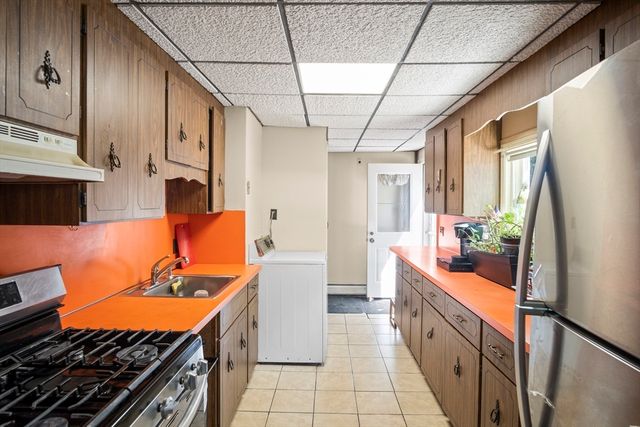 28 Eustis, Saugus, MA 01906