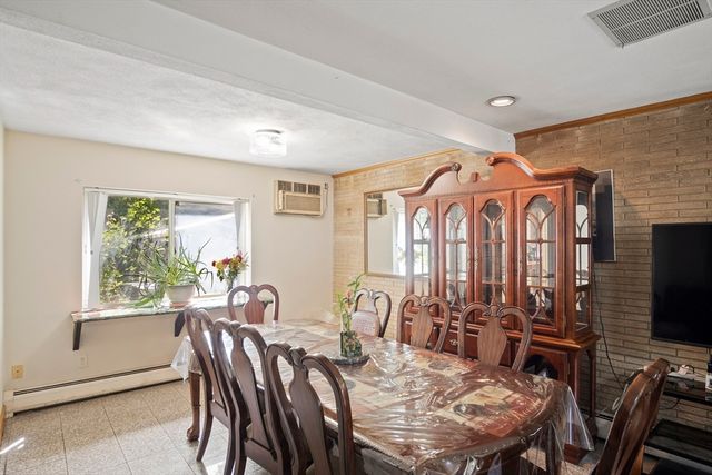 28 Eustis, Saugus, MA 01906