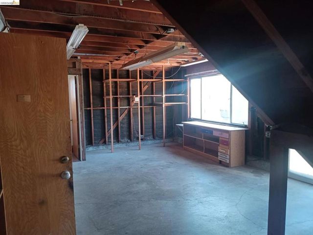 2843 Jennifer Dr, Castro Valley, CA 94546