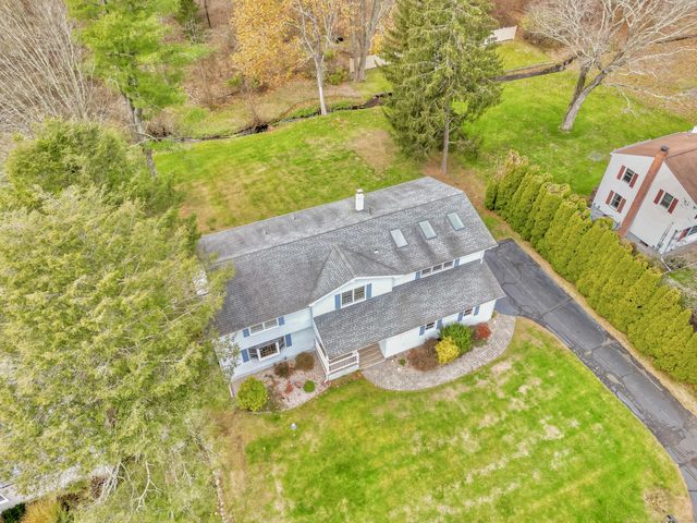 10 Lea Road, North Branford, CT 06471