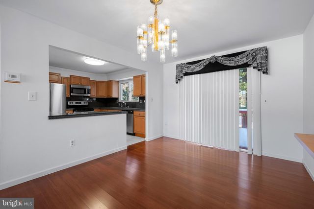 7 BROMWELL CT, Cockeysville, MD 21030