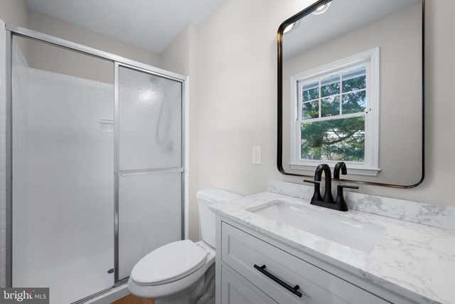 7 BROMWELL CT, Cockeysville, MD 21030