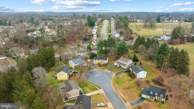 7 BROMWELL CT, Cockeysville, MD 21030