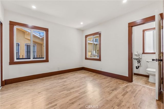 4284 La Salle Avenue, Los Angeles, CA 90062