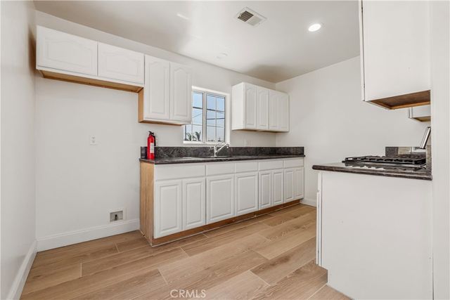 4284 La Salle Avenue, Los Angeles, CA 90062