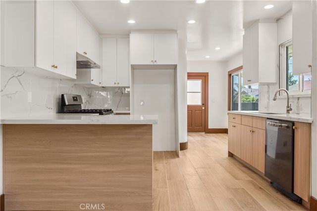 4284 La Salle Avenue, Los Angeles, CA 90062