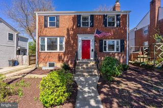 6229 27TH ST N, Arlington, VA 22207