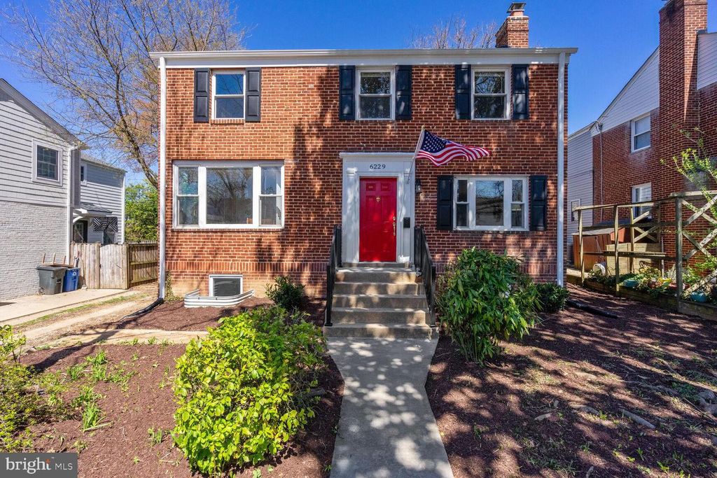 6229 27TH ST N, Arlington, VA 22207