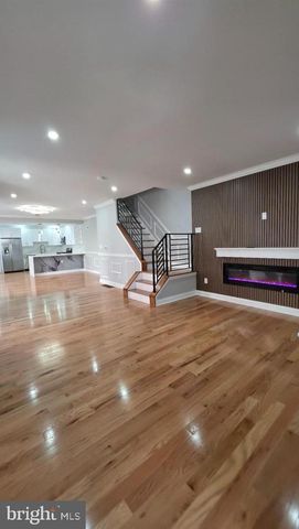 56 E TULPEHOCKEN ST, Philadelphia, PA 19144
