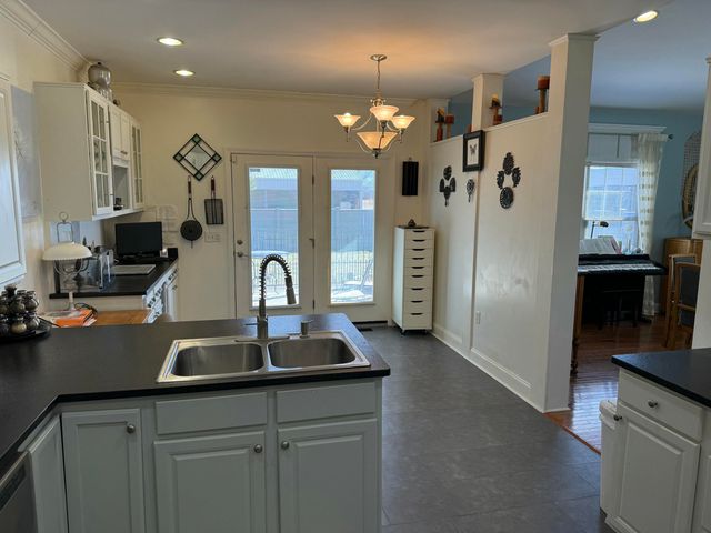 553 General Cruft Drive, Richmond, KY 40475