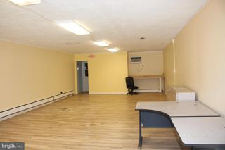 136 W BROWNING RD #136, Bellmawr, NJ 08031