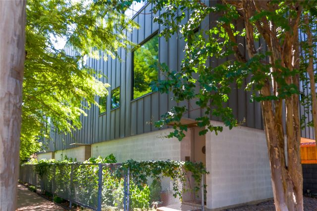 4001 Bowser Avenue A, Dallas, TX 75219