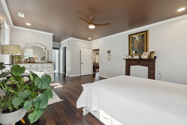 2658 Sycamore Valley Rd, Pleasant Shade, TN 37145