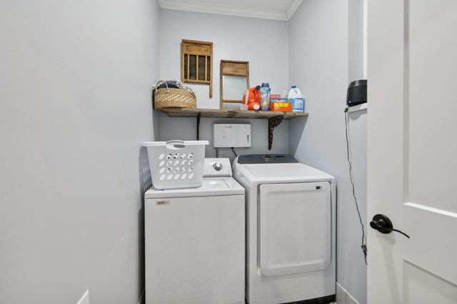 2658 Sycamore Valley Rd, Pleasant Shade, TN 37145