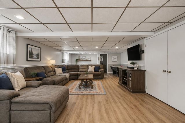 1906 E Elm Street, Griffith, IN 46319