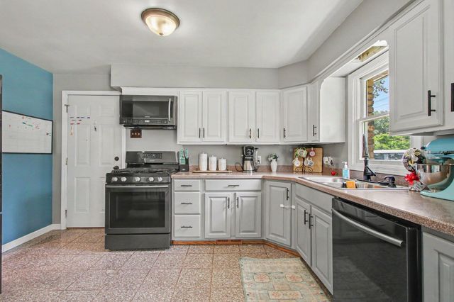 1906 E Elm Street, Griffith, IN 46319