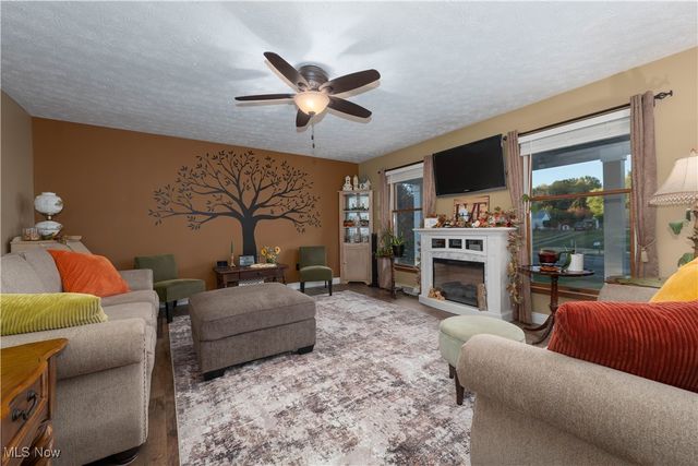 11380 Banning Circle NW, Canal Fulton, OH 44614