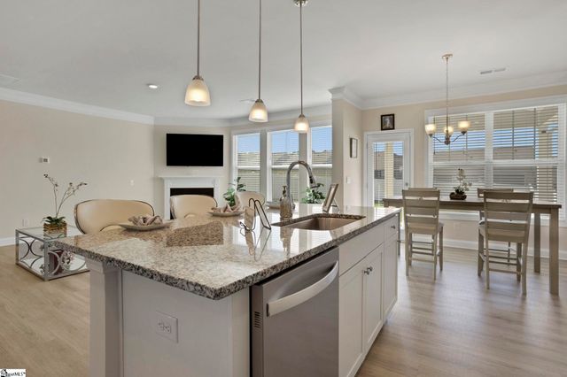 415 Raleighwood Lane, Simpsonville, SC 29681