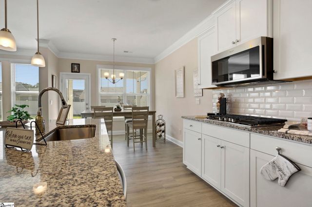 415 Raleighwood Lane, Simpsonville, SC 29681