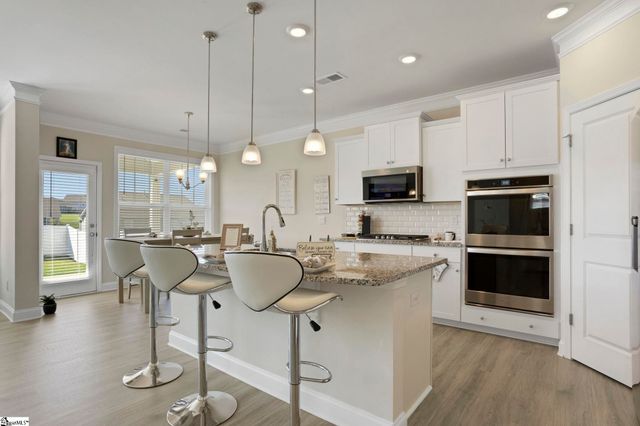 415 Raleighwood Lane, Simpsonville, SC 29681