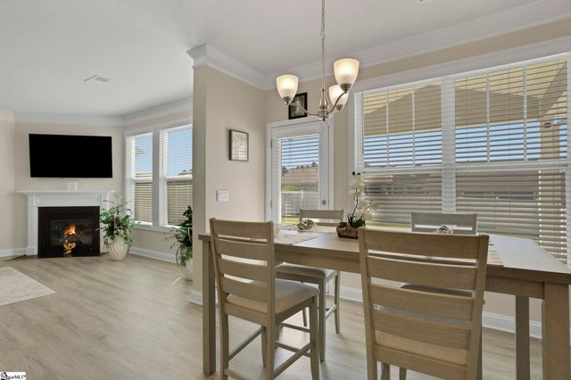 415 Raleighwood Lane, Simpsonville, SC 29681