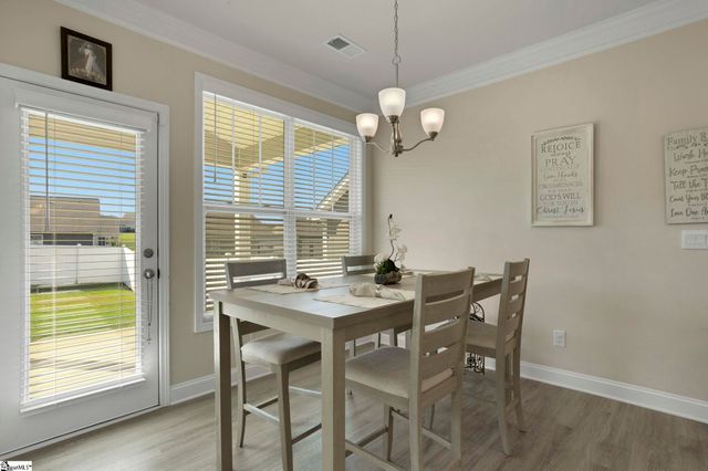 415 Raleighwood Lane, Simpsonville, SC 29681