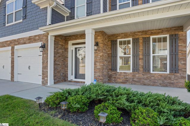 415 Raleighwood Lane, Simpsonville, SC 29681