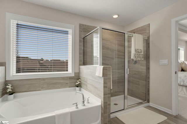 415 Raleighwood Lane, Simpsonville, SC 29681