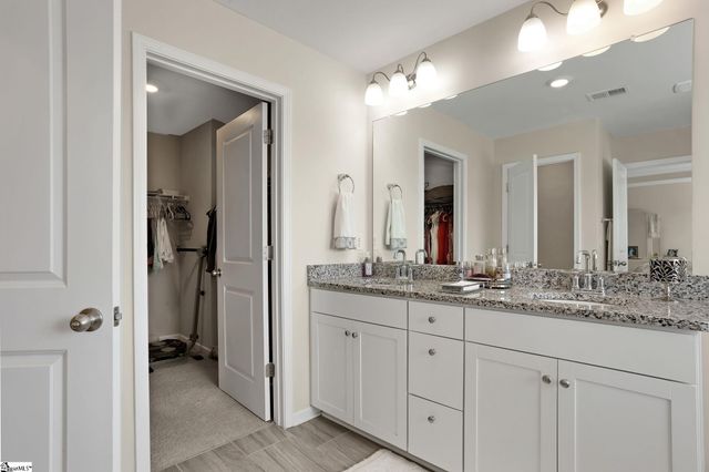 415 Raleighwood Lane, Simpsonville, SC 29681