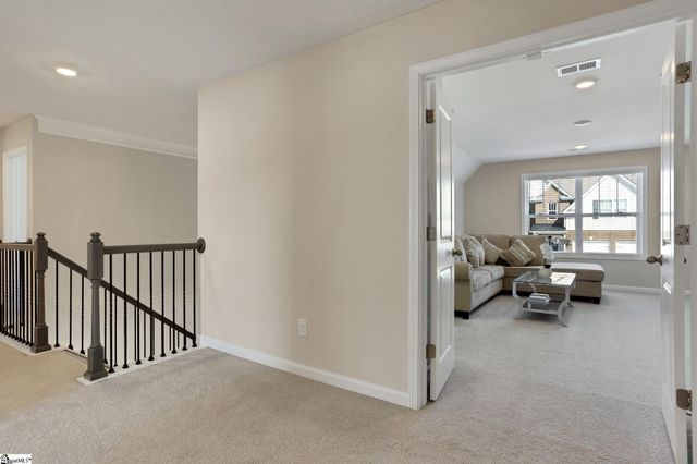 415 Raleighwood Lane, Simpsonville, SC 29681